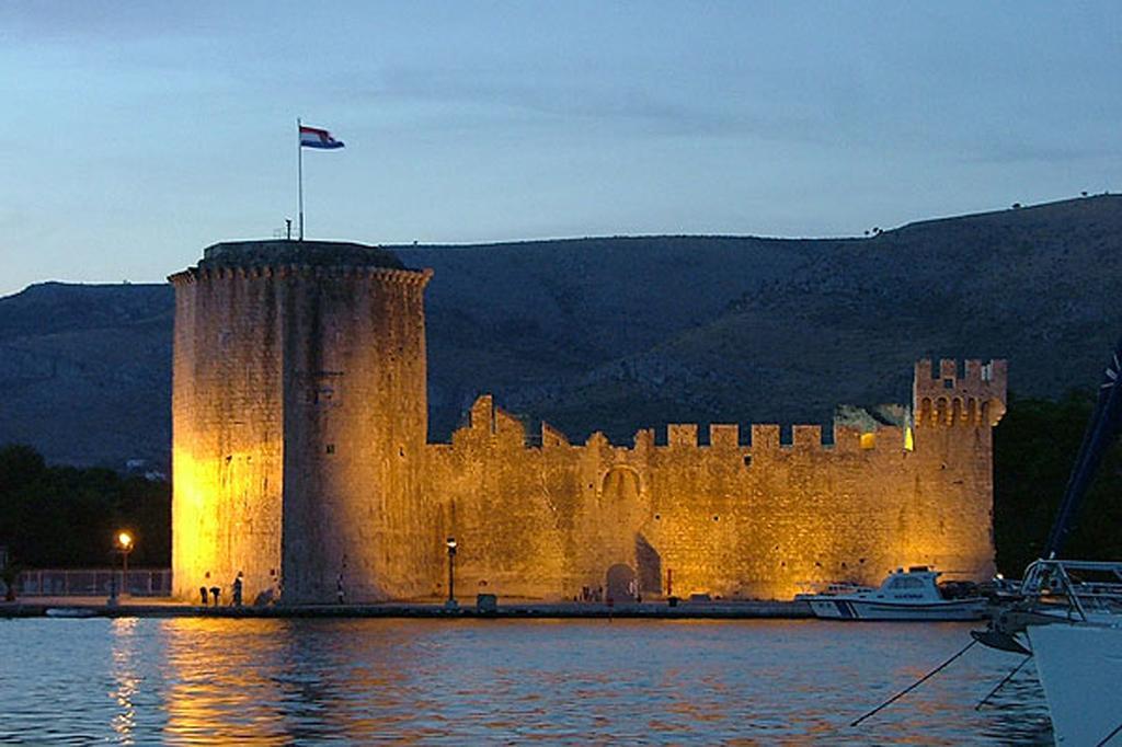 Lavanda Residence With Heated Pool Trogir Split Donji Okrug  외부 사진